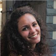 Laureata in lingue impartisce ripetizioni di tedesco, spagnolo e inglese